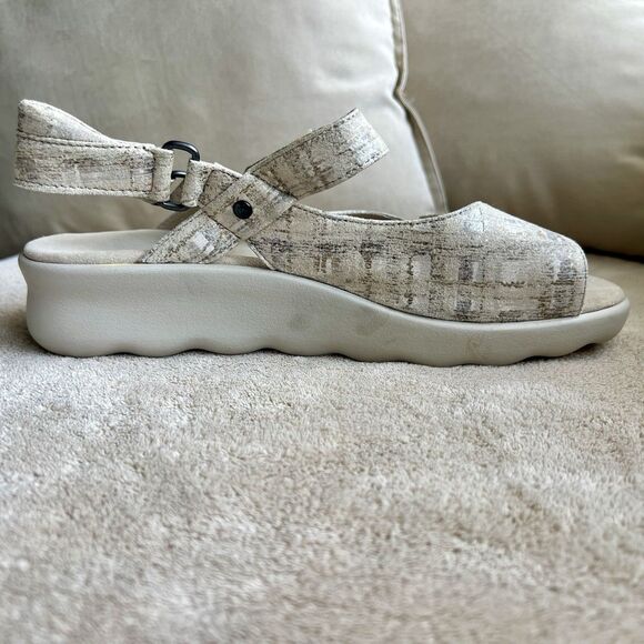 Wolky Multu Picasso Crash Multi White Adjustable Sandals EU 38 US 7 Comfort - Picture 3 of 16